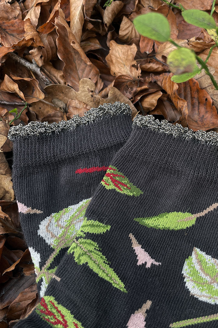 PRE-ORDER Vegetable leaves socks - grey