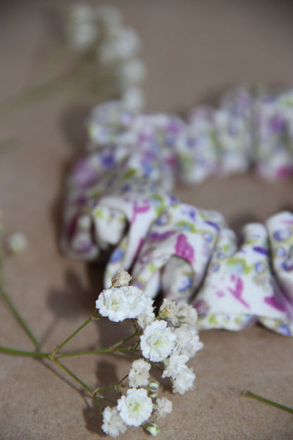 FLORAL SCRUNCHIE