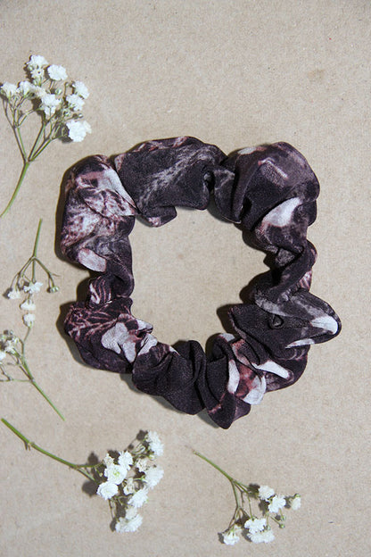 FLORAL SCRUNCHIE