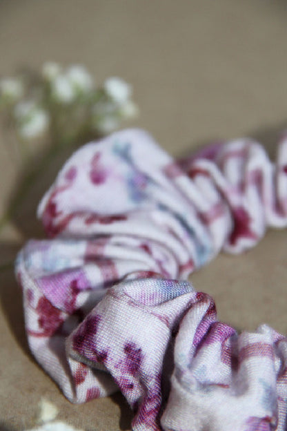 FLORAL SCRUNCHIE